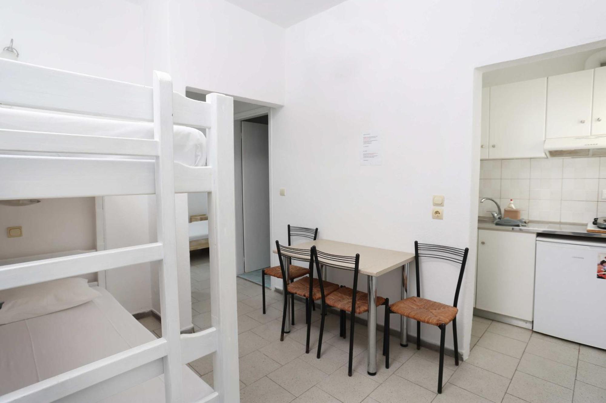 بوليخرونو Spanos Apartments Anna'S Lodge المظهر الخارجي الصورة